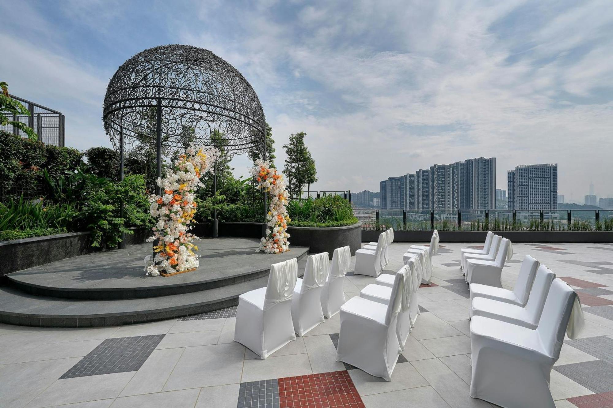 Courtyard By Marriott Kuala Lumpur South Hotell Eksteriør bilde